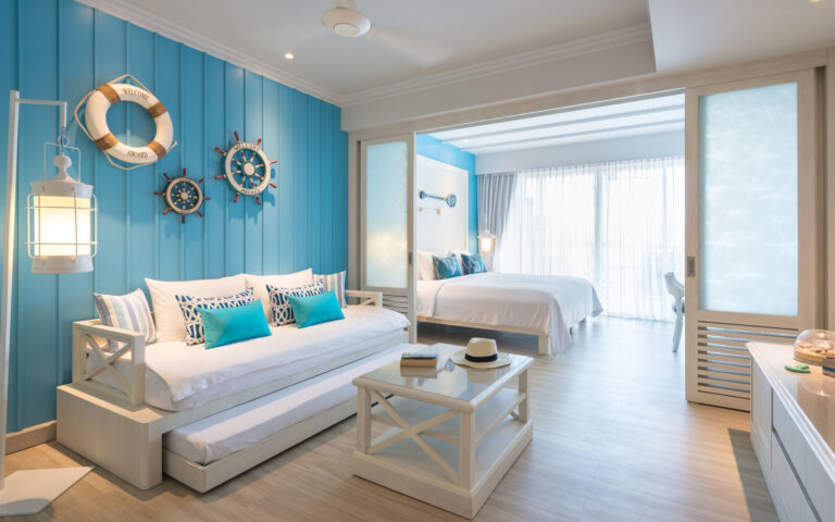 Aqua Wing Family Room